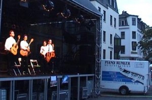 enjoying the applaus 